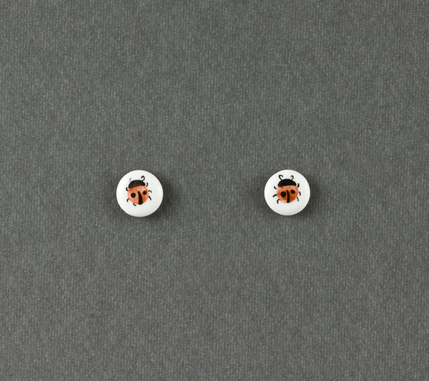 Beetle 1.1. Button S earrings