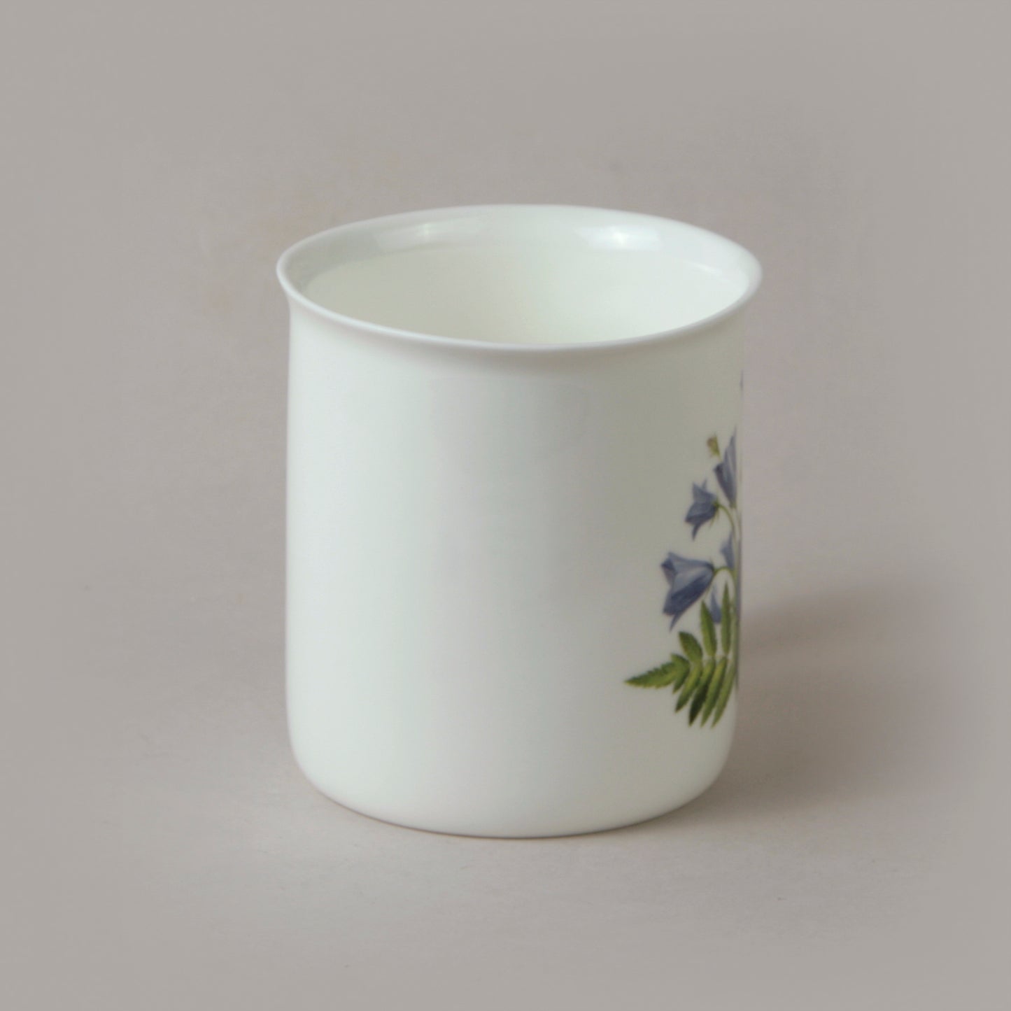 Flowers. 1.1. Cylinder with Edge Mug