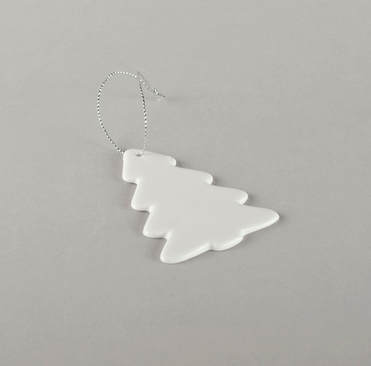 Porcelāna rotājumi - eglīte