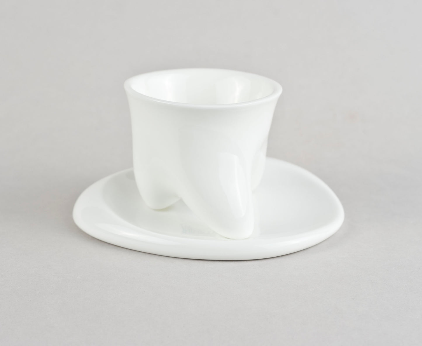 Porcelain Thermo Mug (plate not included)