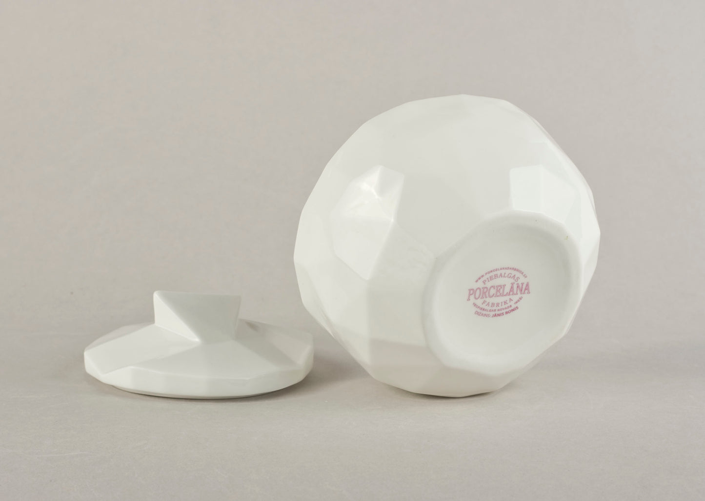 Porcelain Brilliant Sugar-Basin