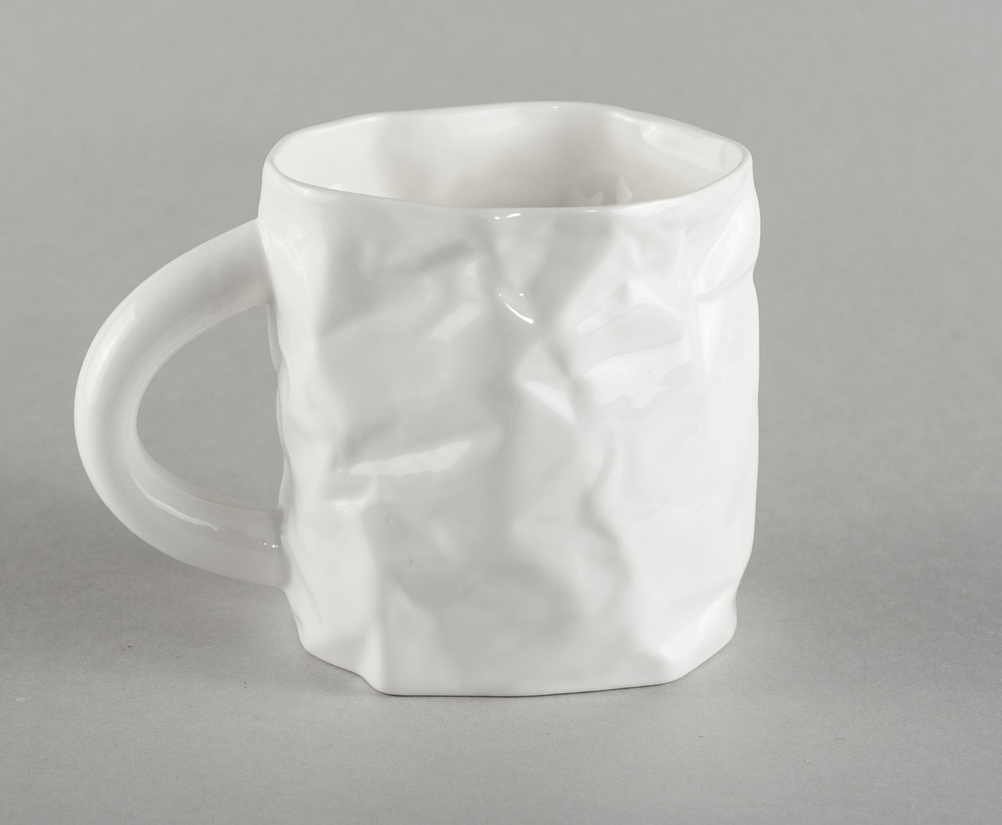 Porcelain Crumpled Tea Mug