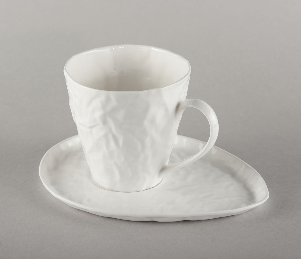 Porcelāna Burzīta apakštase tējas krūzei Co